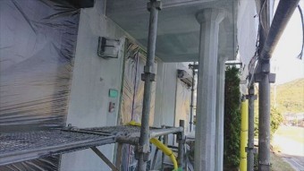 外壁の下塗り