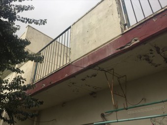 軒天の爆裂や塗膜の剥がれ