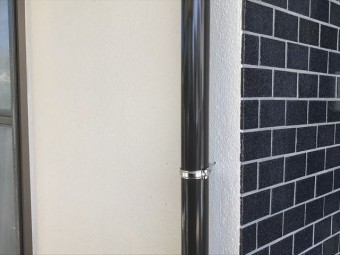 新しい雨樋(竪樋)