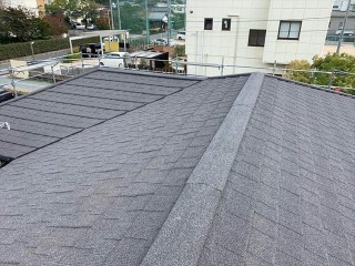 屋根カバー工事を施工後のセネター