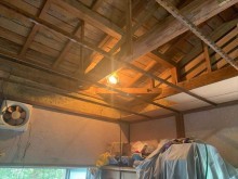 天井板の張り作業
