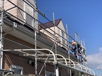 足場