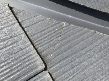 カラーベストのひび割れ