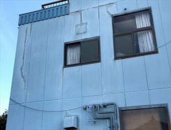 外壁の色あせ
