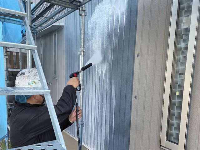 外壁の高圧洗浄