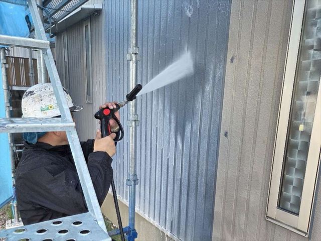 外壁の高圧洗浄