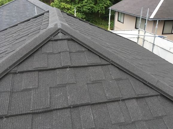屋根カバー工法を施工後の屋根