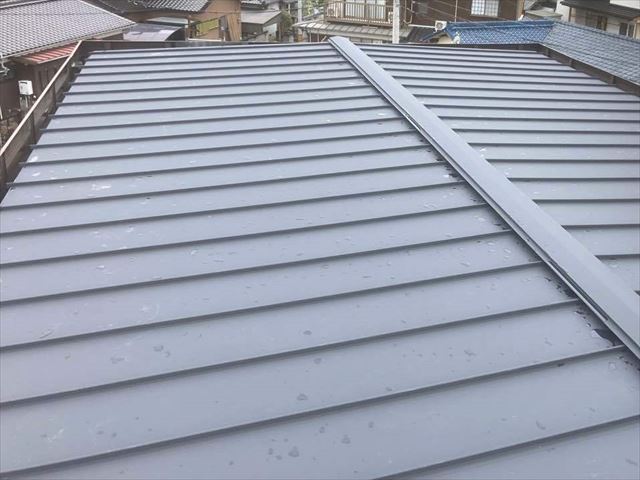 屋根葺き替え施工後のエスジーエルの屋根
