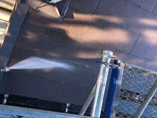 屋根の高圧洗浄