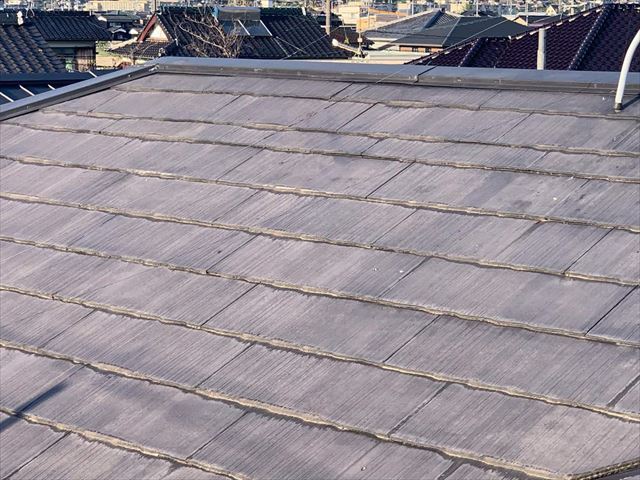 光市で屋根修理の見積り、棟板金を固定している釘の緩みを発見