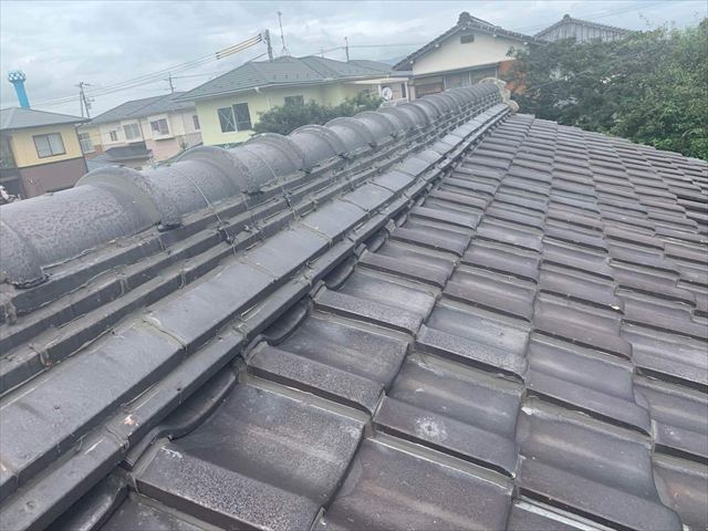 施工前の瓦屋根