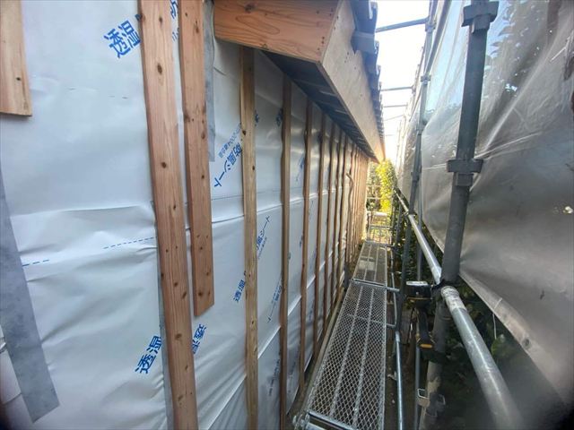 胴縁の取り付け