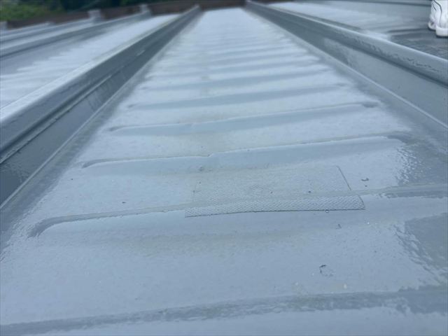 防水ブチルテープで雨漏りを補修した跡