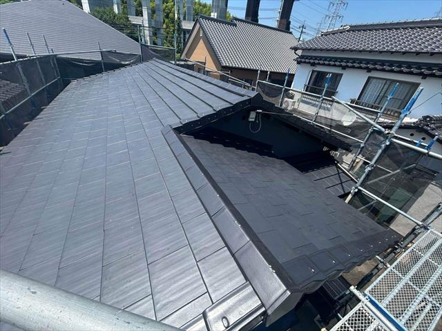 屋根葺き替え後の屋根セラムF