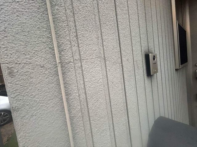 外壁のクラック（ひび割れ）