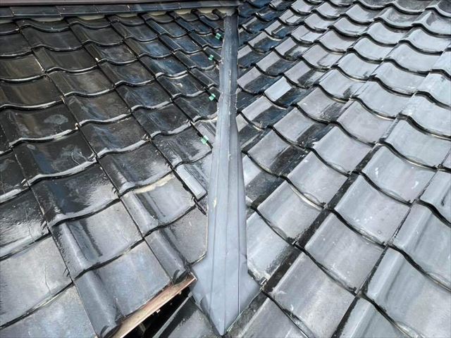 谷板金交換工事の施工後