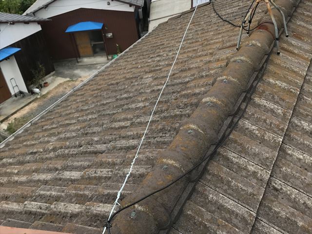乾式コンクリート瓦の屋根